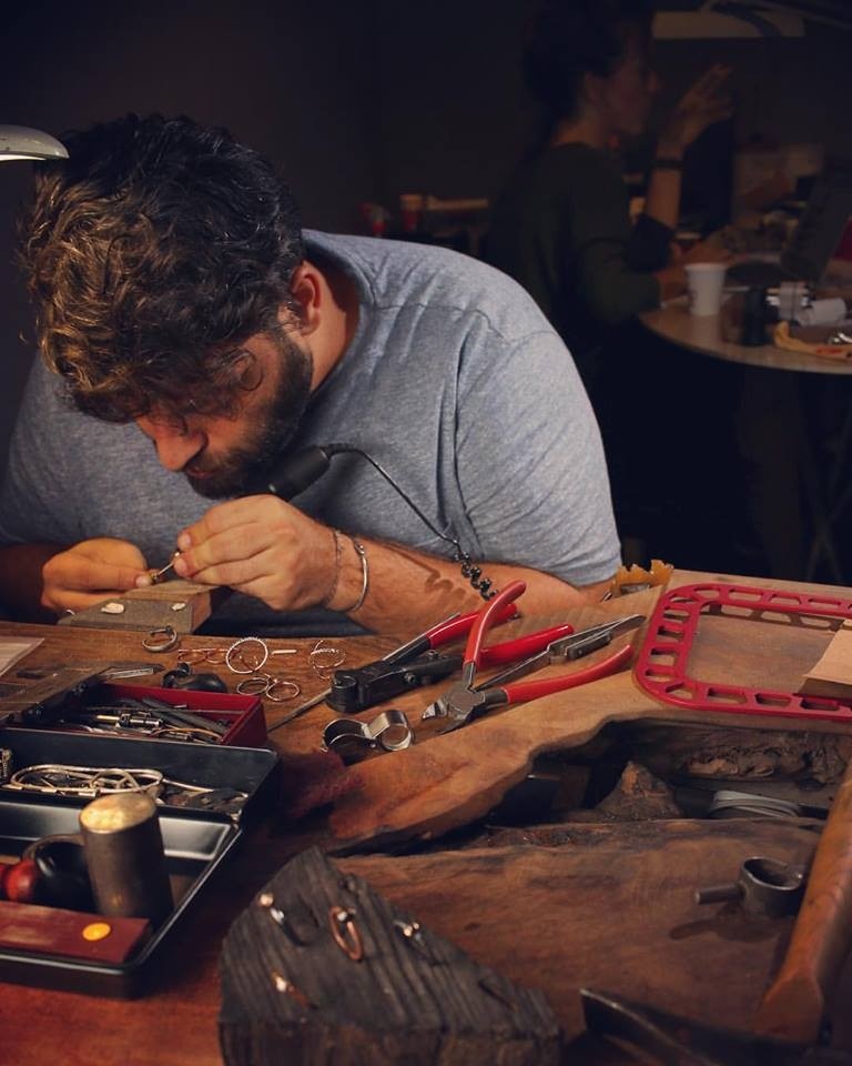 Local jewelry-making workshops in Istanbul help unleash the inner