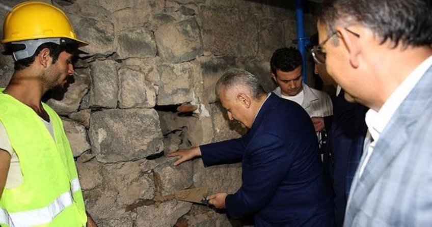 Başbakan Yıldırım Sur'da incelemelerde bulundu
