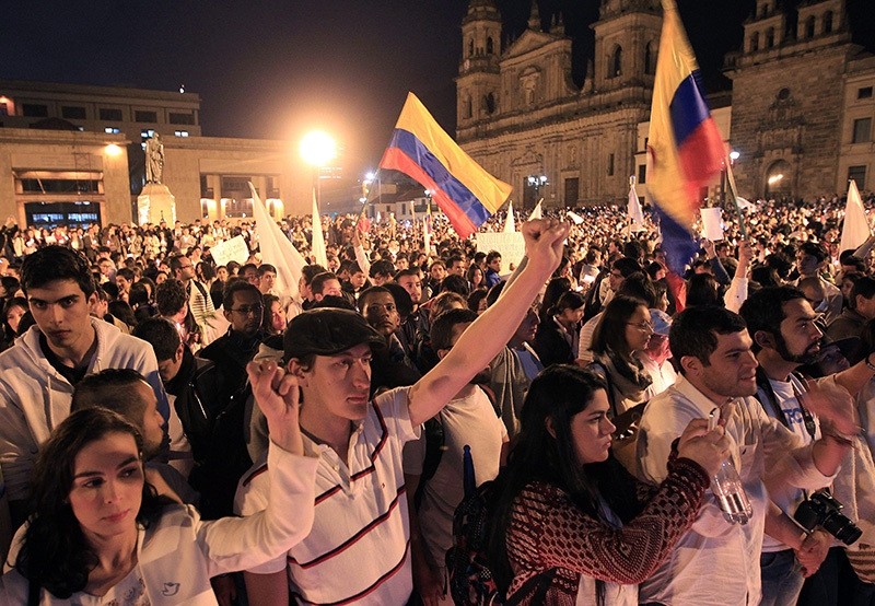 Colombians participate in the 'March for Peace', held in Bolivar square in Bogota, Colombia, Oct. 5 2016. (EPA Photo)