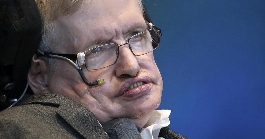 Stephen Hawking’in külleri Newton’un yanına gömülecek