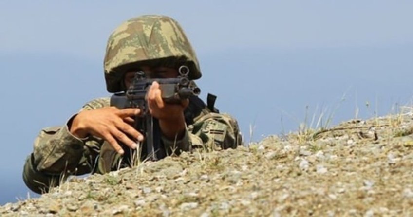 Şemdinli'de çatışma: 4 asker yaralı
