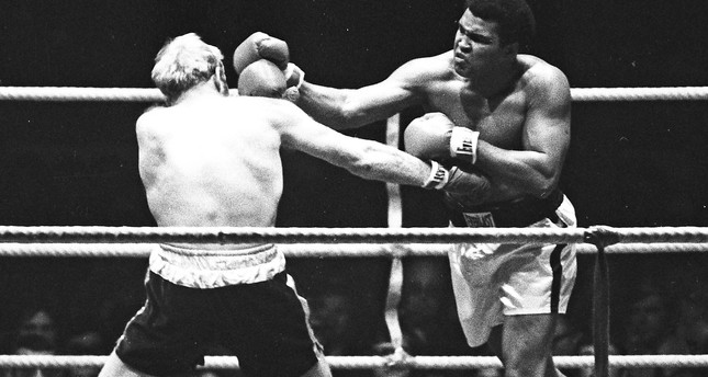 Boxing legend Muhammad Ali dies at age 74
