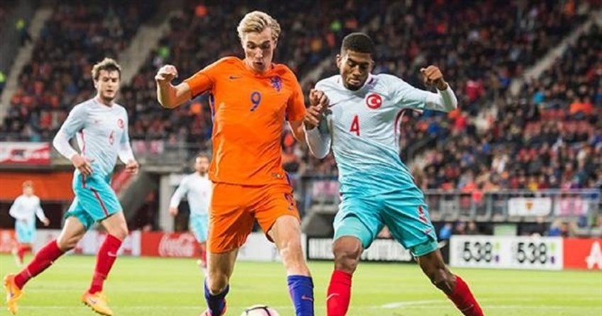 'Yeni Rijkaard' Türk Milli Takımı'nda