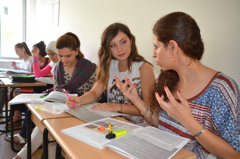 A group of international students at  Su00fcleyman Demirel University.