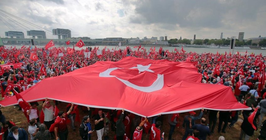Avrupalı Türkler seçime hazır
