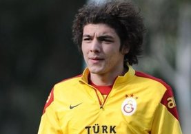 Galatasaray, Salih Dursun'u Antalyaspor'a kiraladı