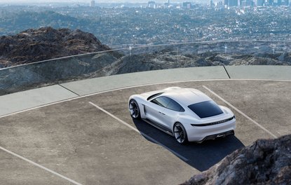 Porsche Taycan resmen tanıtıldı