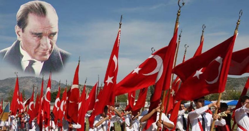 28 Ekim Cuma yarım gün mü? 28 Ekim Cuma okullar tatil mi?