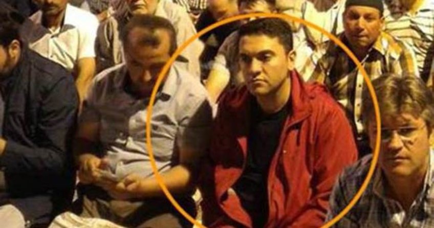 Demokrasi nöbetlerine katılan kaymakam tutuklandı