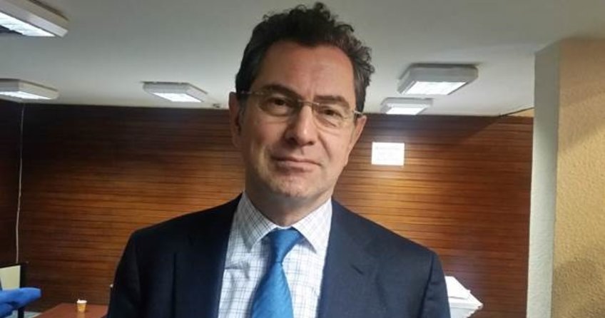 Kadri Gürsel gözaltına alındı