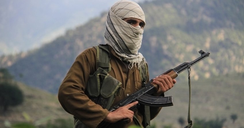 Taliban Afganistan'a saldırdı: 8 ölü