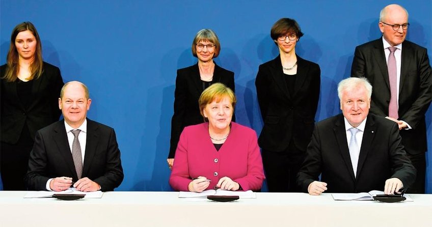 Merkel: Türkiye ile iletişim kanalları açık olmalı