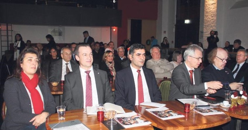 ‘Bizi kimse bölemez’