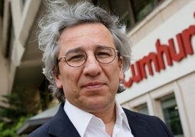 Can Dündar Cumhuriyet gazetesinden istifa etti