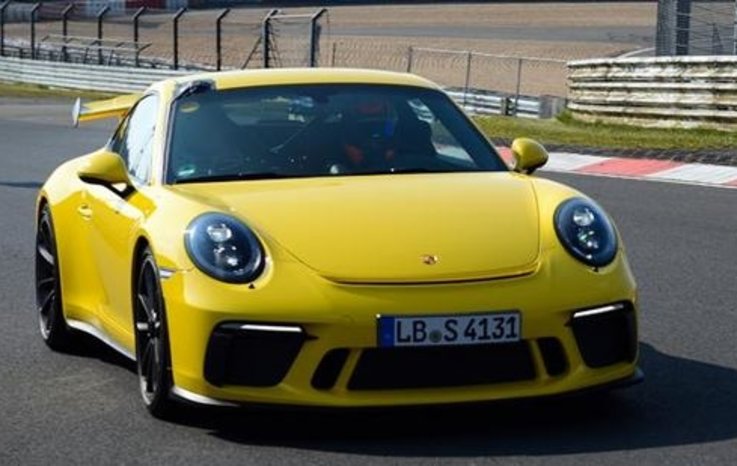 YENİ PORSCHE 911 GT3 NURBURİNG’DE KENDİ REKORUNU KIRDI!