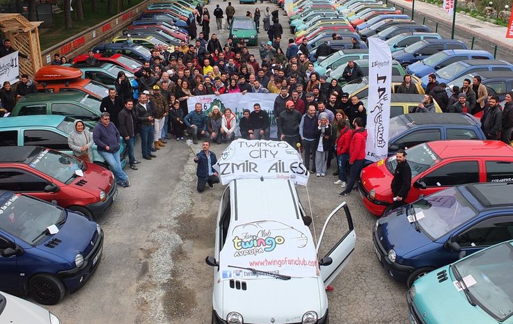 RENAULT TWİNGO KULLANICILARINDAN REKOR