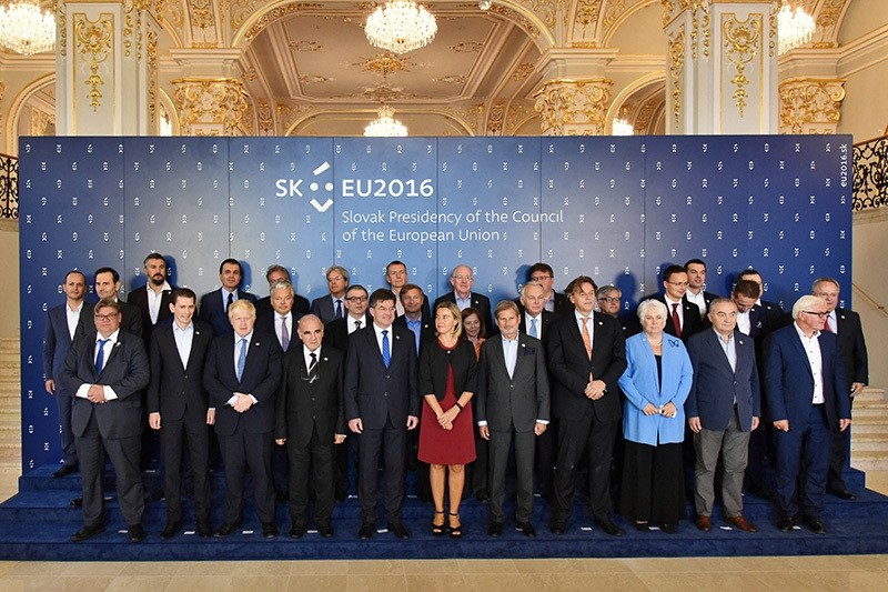 Ministers attending to the EU meeting in Slovak capital Bratislava pose for a joint photo, Sept. 3, 2016. (AA Photo)