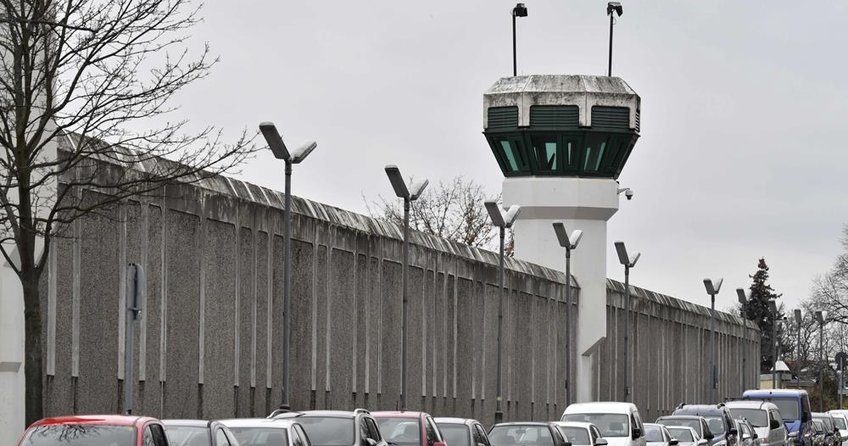 Berlin’de cezaevinden dört mahkum kaçtı