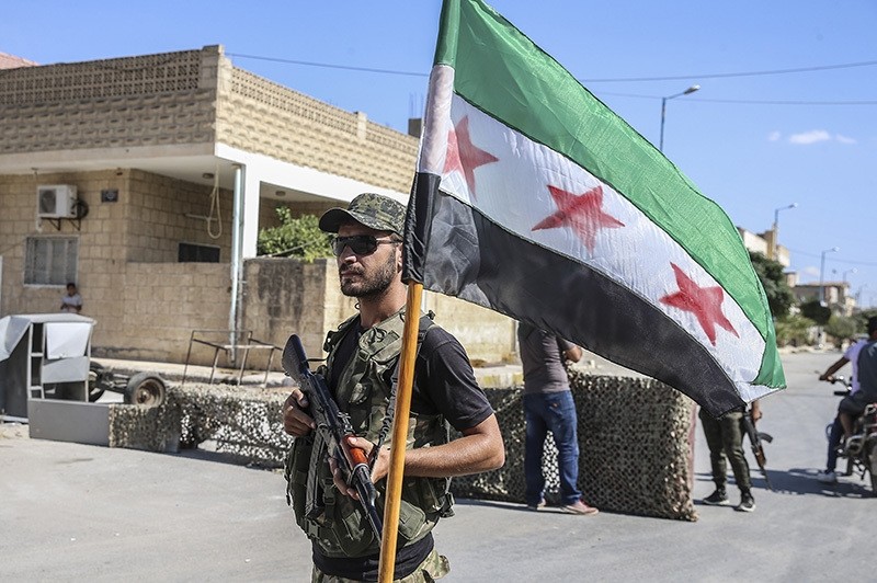 A Free Syrian Army fighter seen at a checkpoint in northern Syrian town of Jarablus, Sept. 16, 2016. (AA Photo)