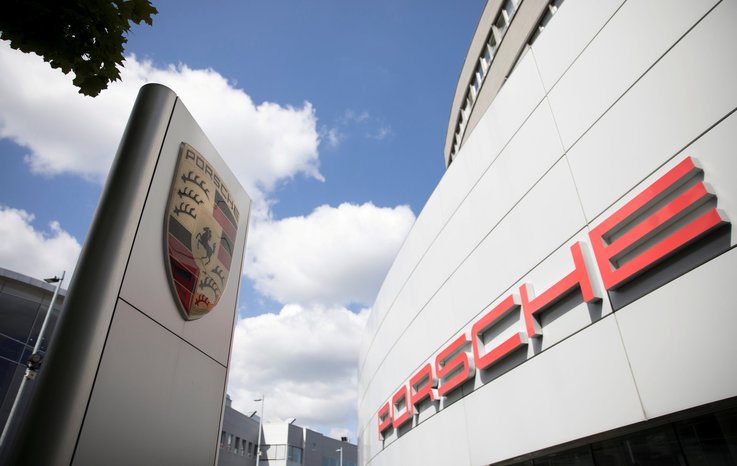 PORSCHE CAYENNE'İN COUPE'Sİ GELİYOR