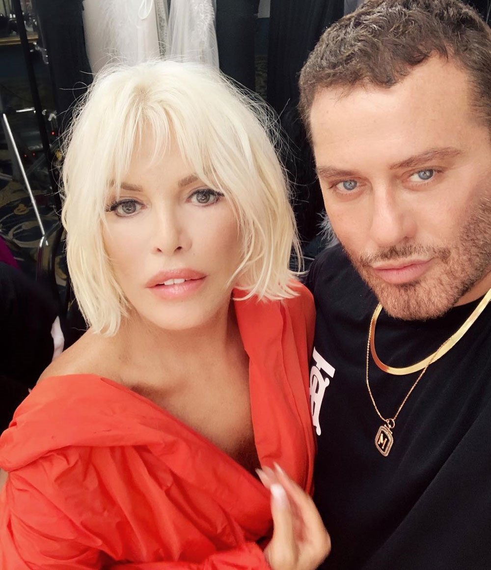Mert Alas Dan Ajda Pekkan A Ovgu Samdan