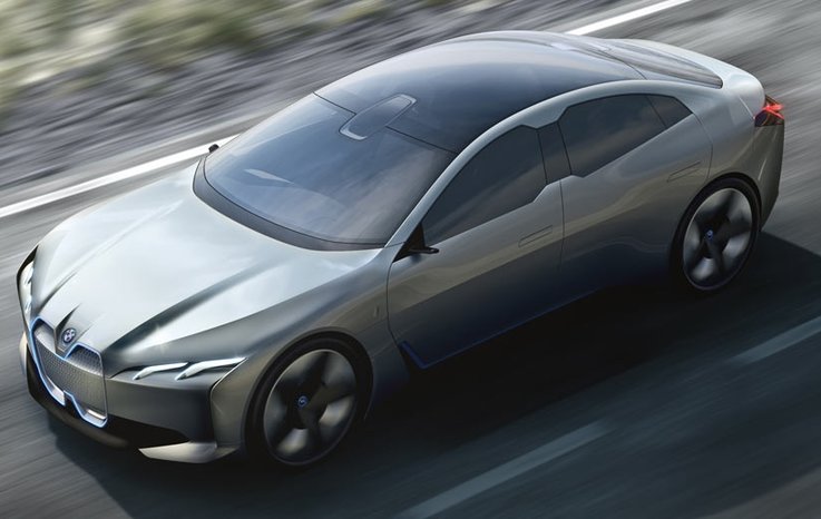 BMW’NİN YENİ ELEKTRİKLİSİ ORTAYA ÇIKTI