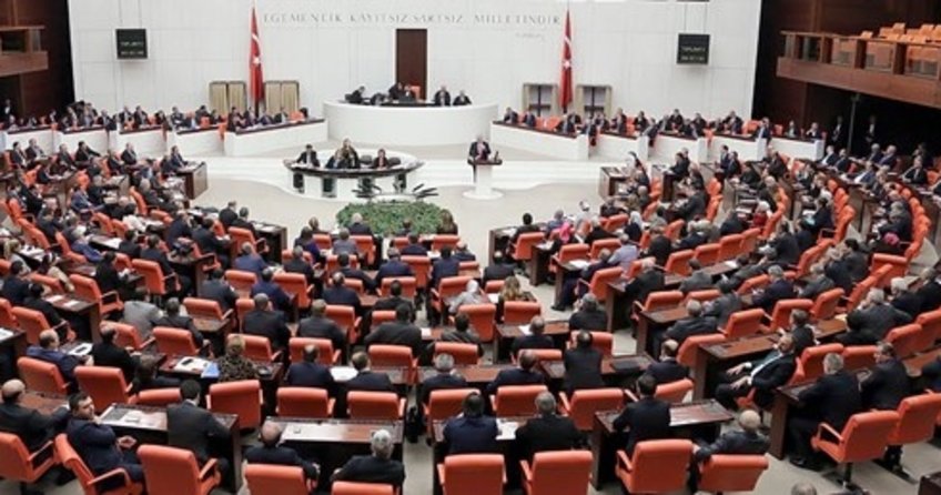 Anayasa değişiklik teklifinin 1.ve 2. maddeleri kabul edildi