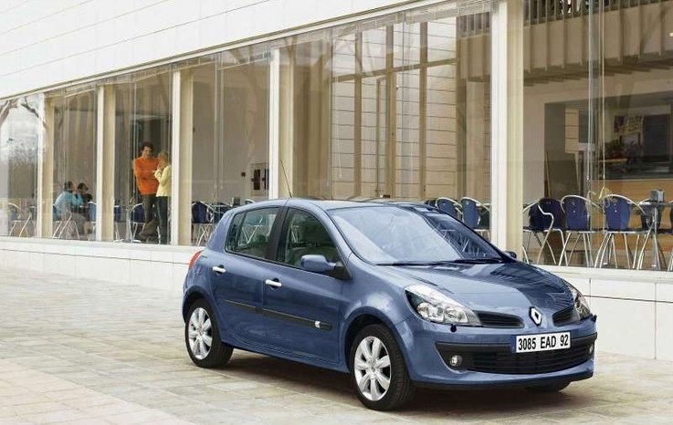RENAULT CLİO’NUN TEKERLEK DÜZEN AÇILARI İÇİN NE ÖNERİRSİNİZ?