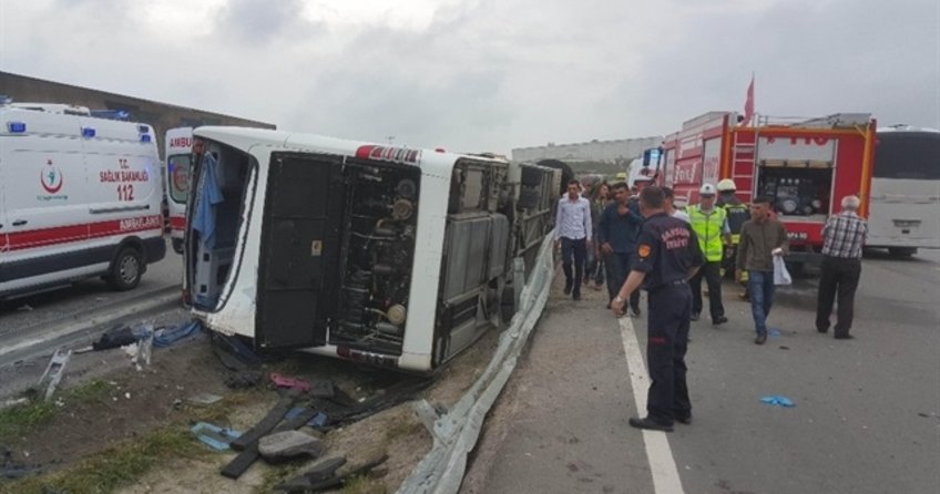 Son dakika... Askerleri taşıyan otobüs devrildi: 47 yaralı