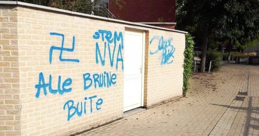 Belçika’da camiye ırkçı saldırı