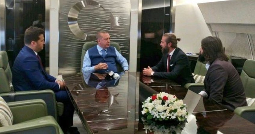 Cumhurbaşkanı Erdoğan'ın uçağında sürpriz misafirler