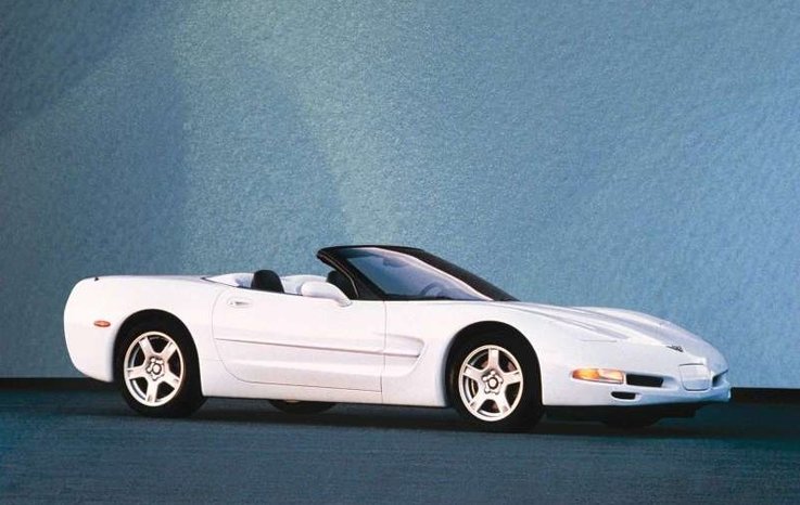 CORVETTE, CAMARO VE FİREBİRD’DEN HANGİSİNİ ÖNERİRSİNİZ?