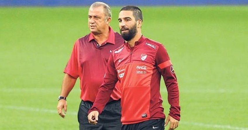 Arda Turan'dan Fatih Terim'e jet hızında yanıt