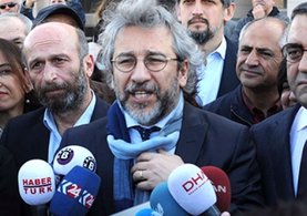 Can Dündar'a zorla getirme kararı