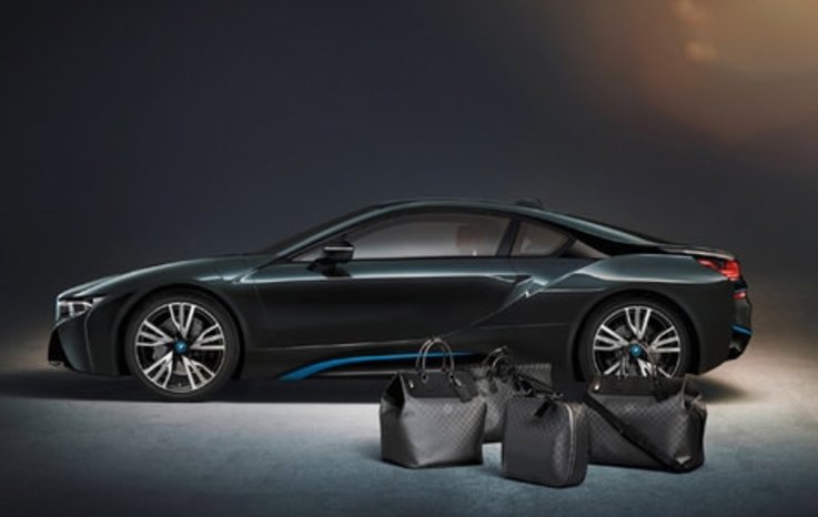 BMW İ8 İÇİN ÖZEL BAVUL