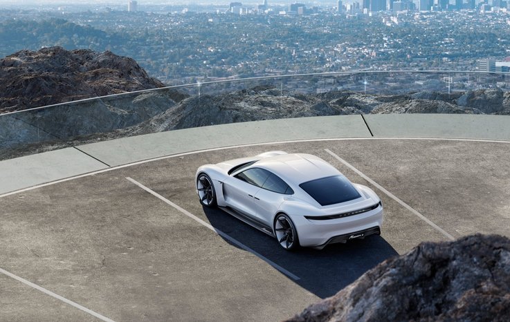 PORSCHE’DEN TESLA’YI KIZDIRACAK HAMLE!