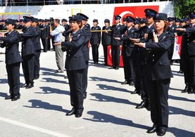 İstanbul'da polis okullarına FETÖ operasyonu!