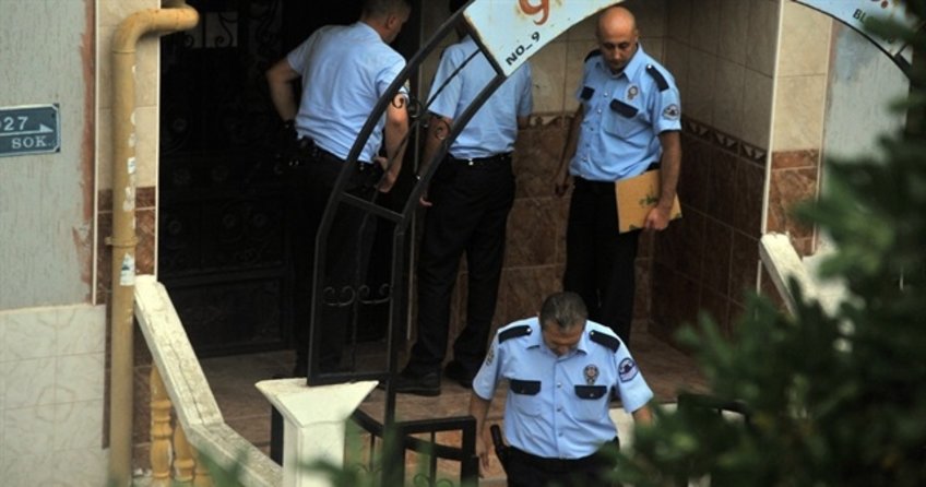 FETÖ’ye FETÖ’cü polislerden baskın!