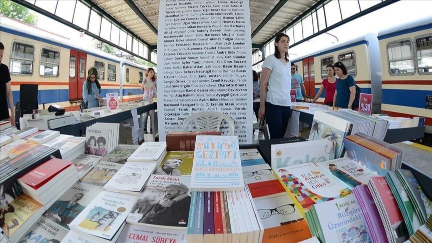 Book fair at Istanbul's historic Haydarpau015fa Train Station (AA Photo)
