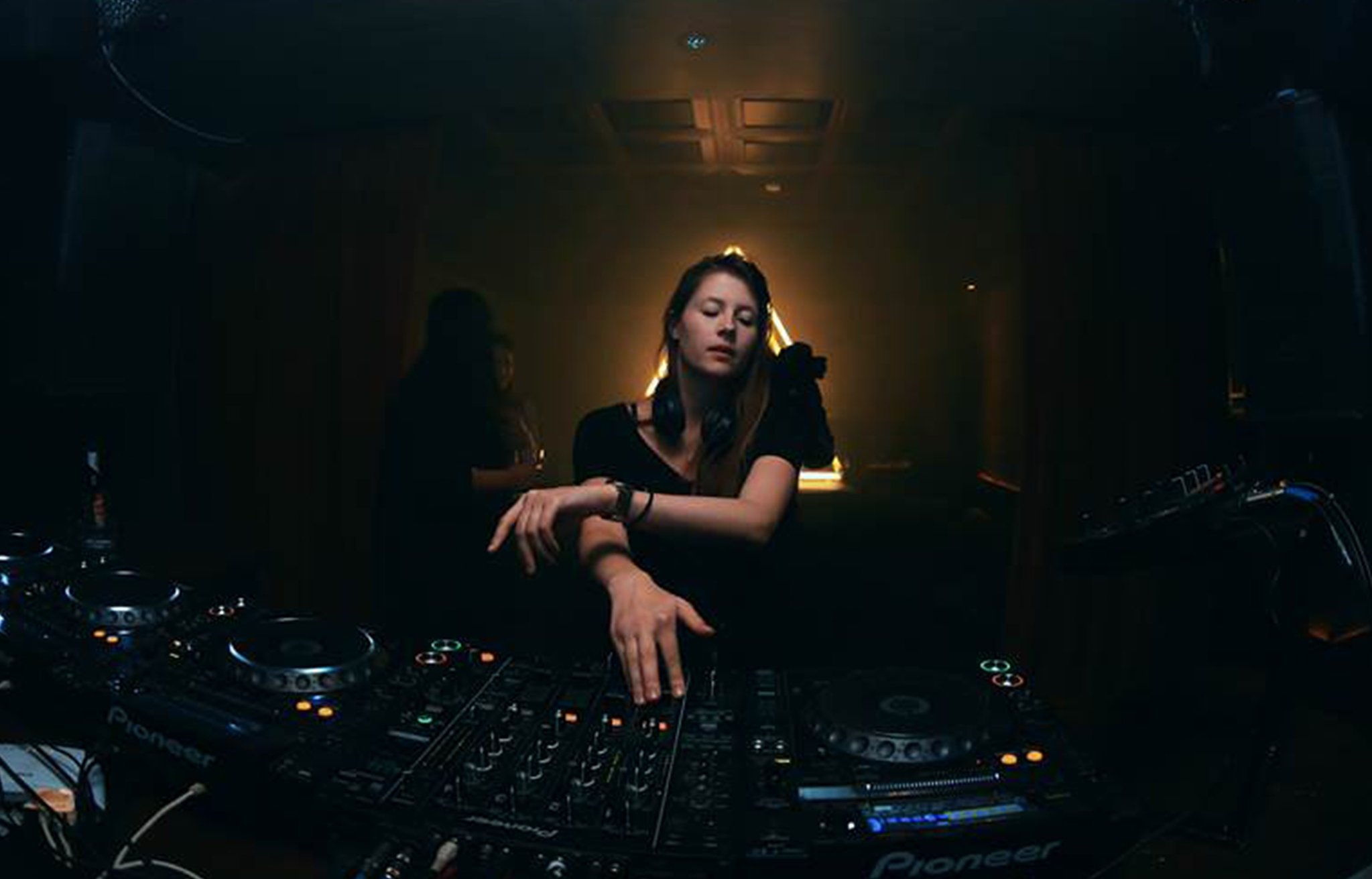 Charlotte De Witte Zorlu Da Sahne Alacak Esquire
