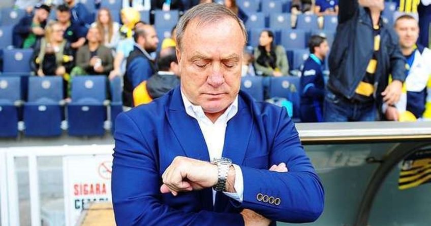 Advocaat giderse Fenerbahçe'nin başına o geçecek