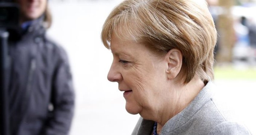 Almanya’da kriz! Merkel görüşmeleri iptal etti