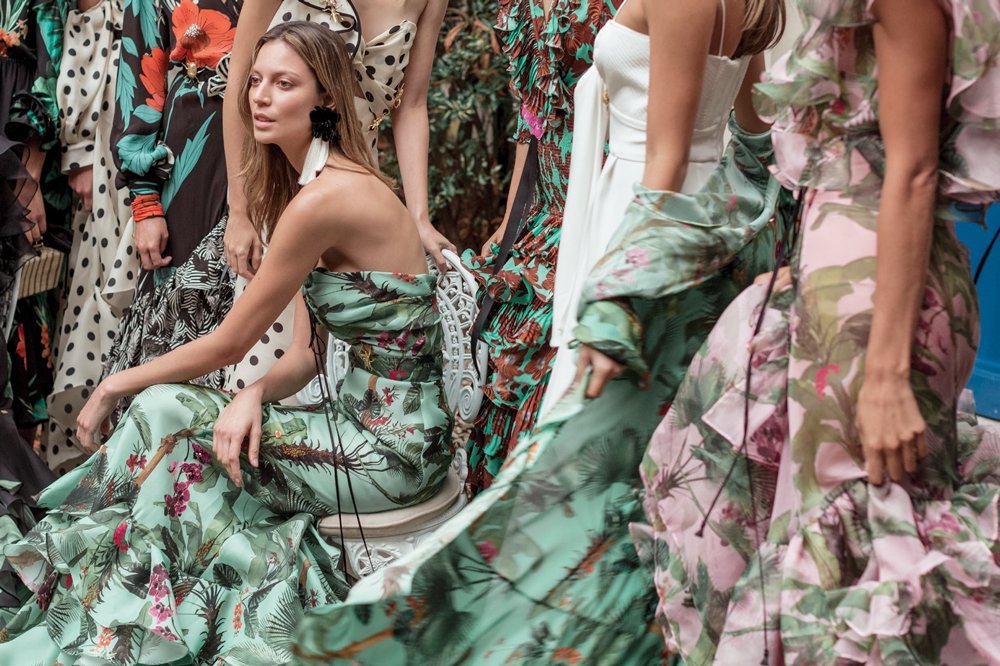 Johanna Ortiz Bir Yaz Askindan Fazlasi Harpersbazaar