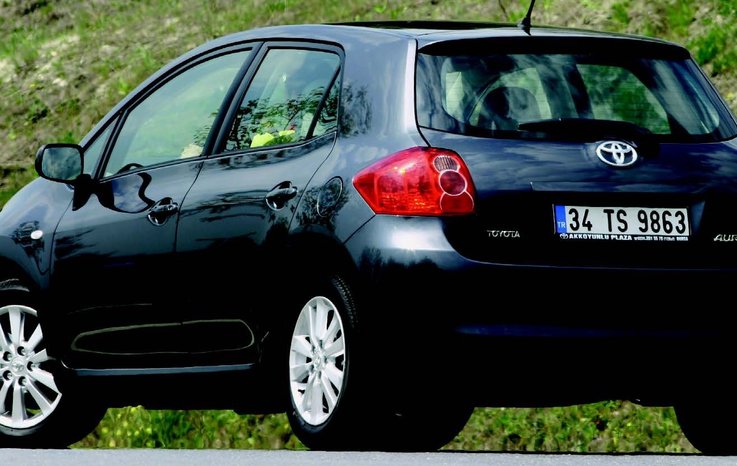 NOSTALJİ TEST TOYOTA AURİS 1.6 VVT-İ MULTİMODE