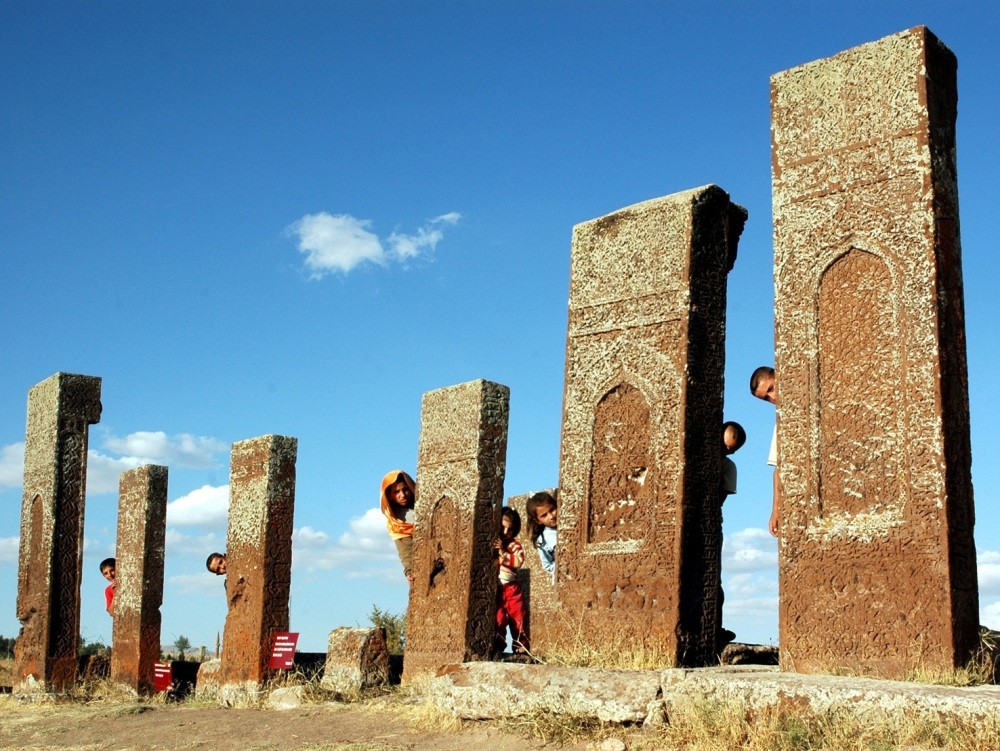 Ahlatu2019s art can be seen in many structures in Anatolia, and ceramic furnaces in the city were produced in the most important ceramic production centers of the Islamic world.