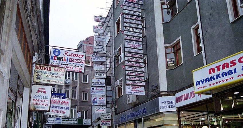 Tabelalara Türkçe standartı geldi