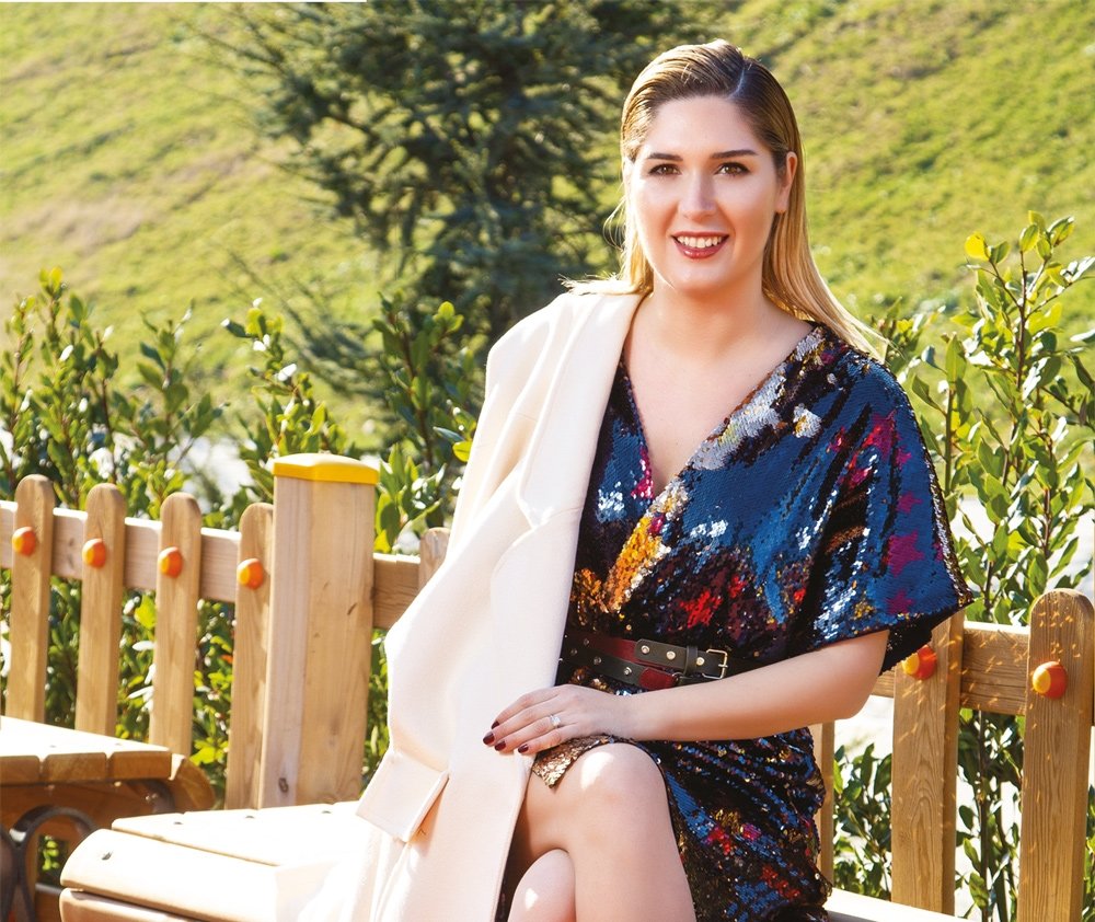 Ipek Toplusoy Esim Patronum Oldu Samdan