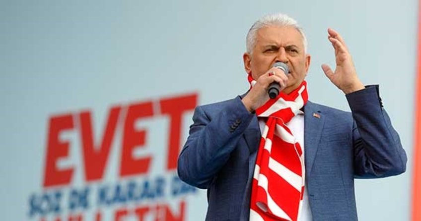 Başbakan Binali Yıldırım İzmir'de 'EVET' mitinginde