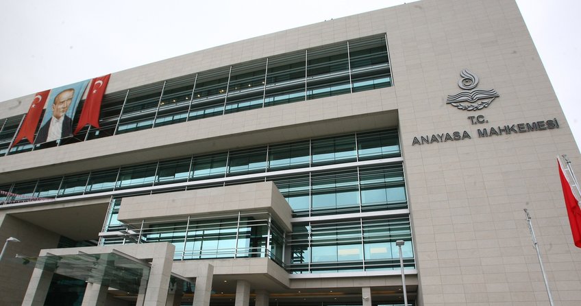 Anayasa Mahkemesi'nden CHP'li vekillerin başvurusuna ret