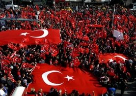 İş dünyası faşizme karşı tek yürek oldu